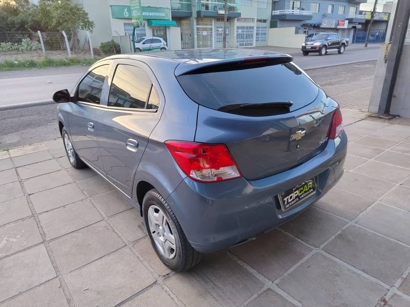 CHEVROLET - ONIX - 2015/2015 - Azul - R$ 46.990,00