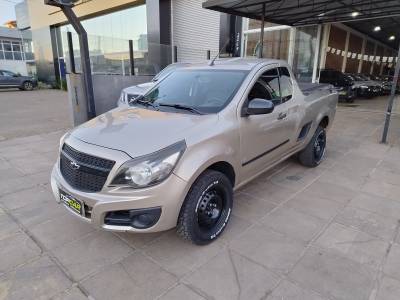 CHEVROLET - MONTANA - 2012/2012 - Bege - R$ 39.900,00