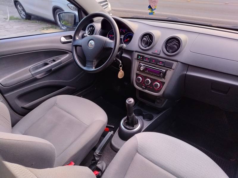 VOLKSWAGEN - VOYAGE - 2009/2009 - Prata - R$ 32.900,00