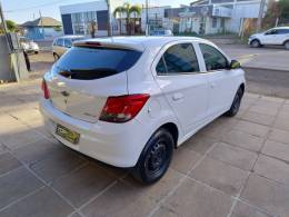 CHEVROLET - ONIX - 2013/2013 - Branca - R$ 42.900,00