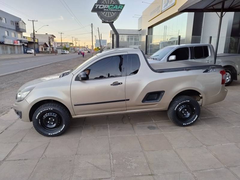 CHEVROLET - MONTANA - 2012/2012 - Bege - R$ 39.900,00