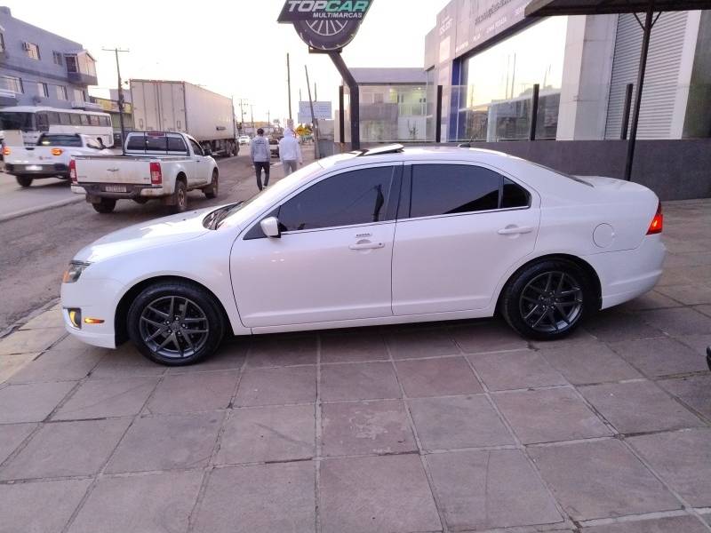 FORD - FUSION - 2009/2010 - Branca - R$ 49.900,00