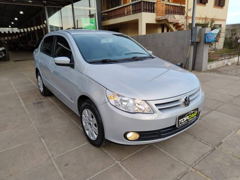VOLKSWAGEN - VOYAGE - 2009/2009 - Prata - R$ 32.900,00