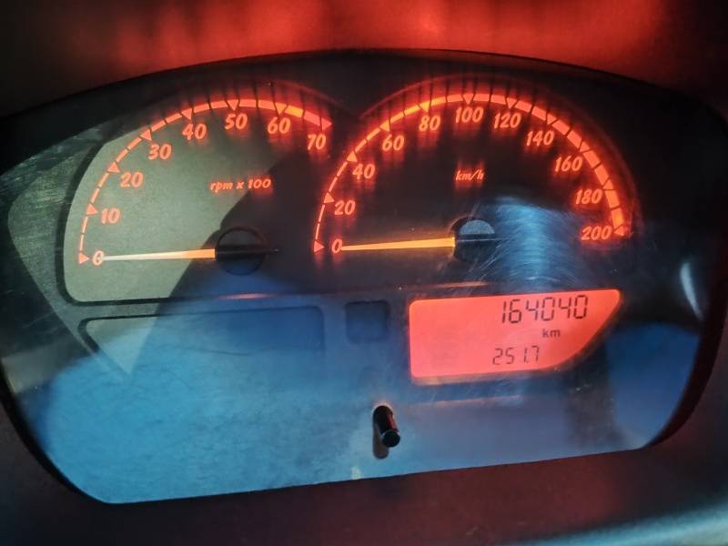 CHEVROLET - CELTA - 2003/2003 - Vermelha - R$ 15.900,00