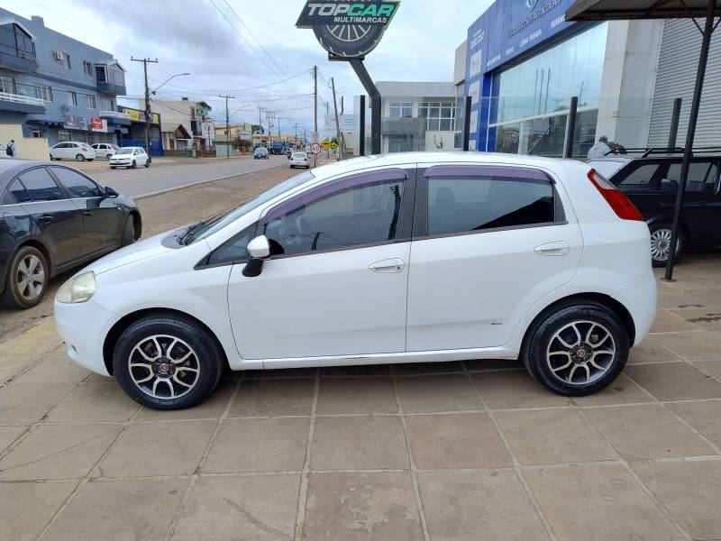 FIAT - PUNTO - 2009/2010 - Branca - R$ 33.900,00