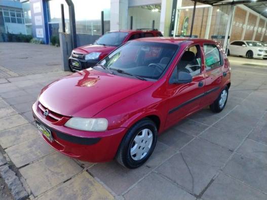 CHEVROLET - CELTA - 2003/2003 - Vermelha - R$ 15.900,00
