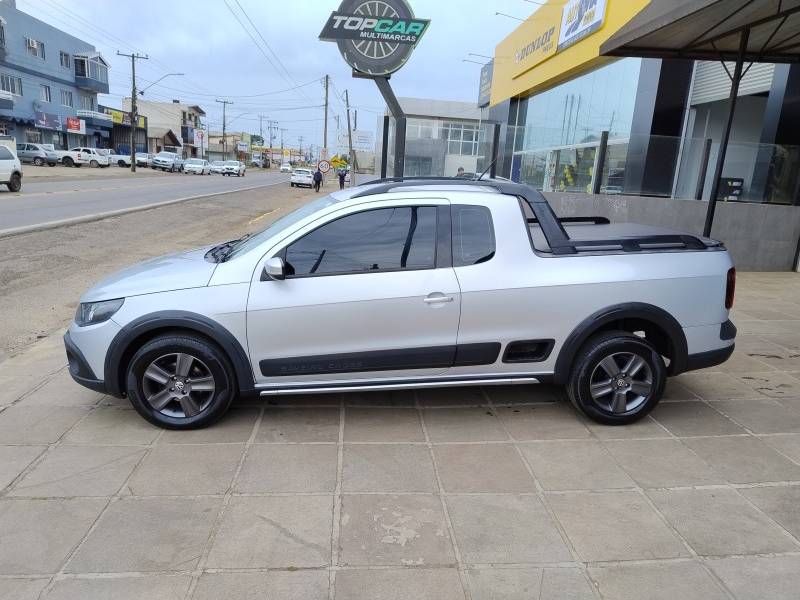 VOLKSWAGEN - SAVEIRO - 2011/2012 - Prata - R$ 56.900,00