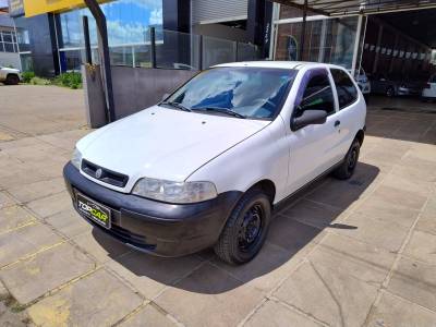FIAT - PALIO - 2005/2005 - Branca - R$ 17.900,00
