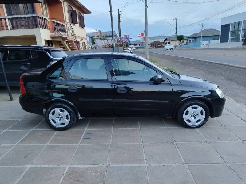 CHEVROLET - CORSA - 2004/2004 - Preta - R$ 19.990,00