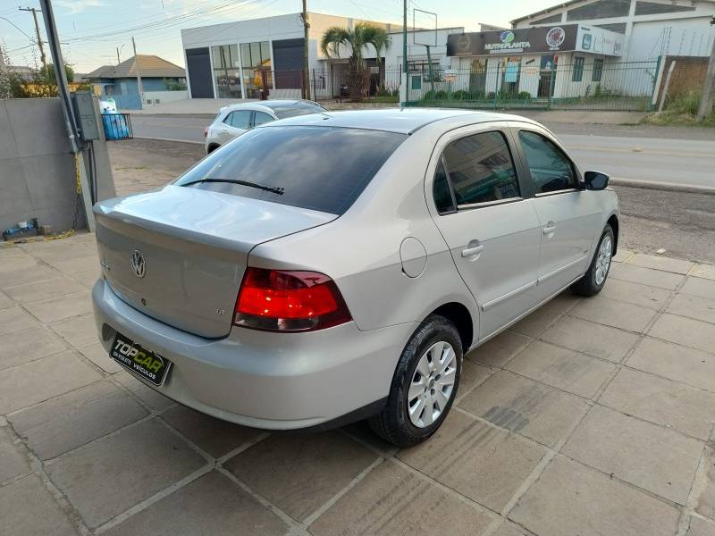 VOLKSWAGEN - VOYAGE - 2009/2009 - Prata - R$ 32.900,00