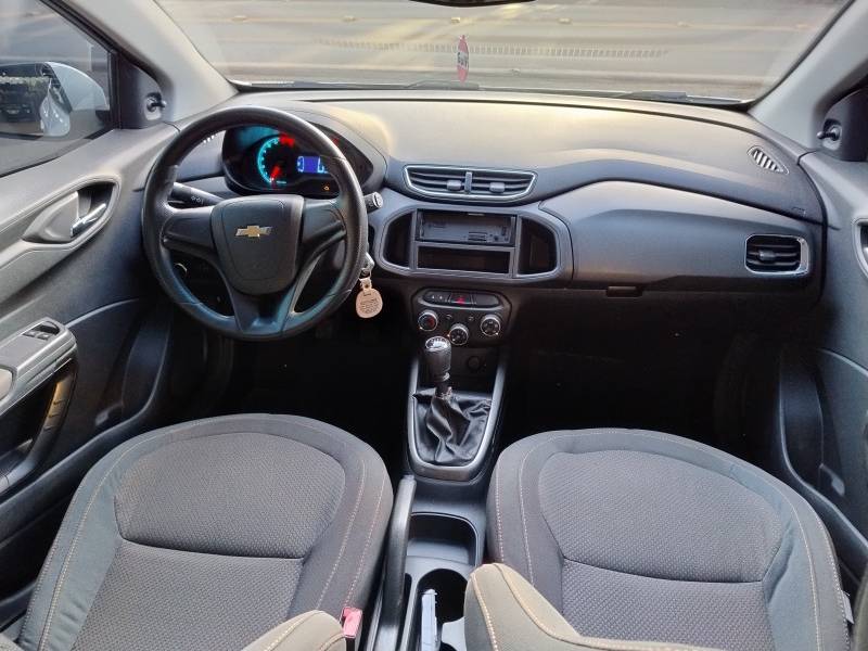 CHEVROLET - ONIX - 2013/2013 - Branca - R$ 42.900,00