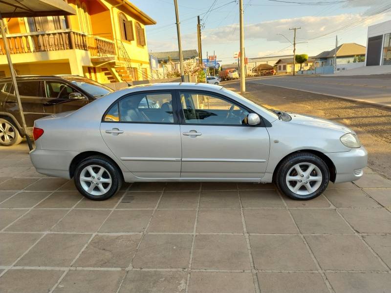 TOYOTA - COROLLA - 2003/2003 - Bege - R$ 36.900,00