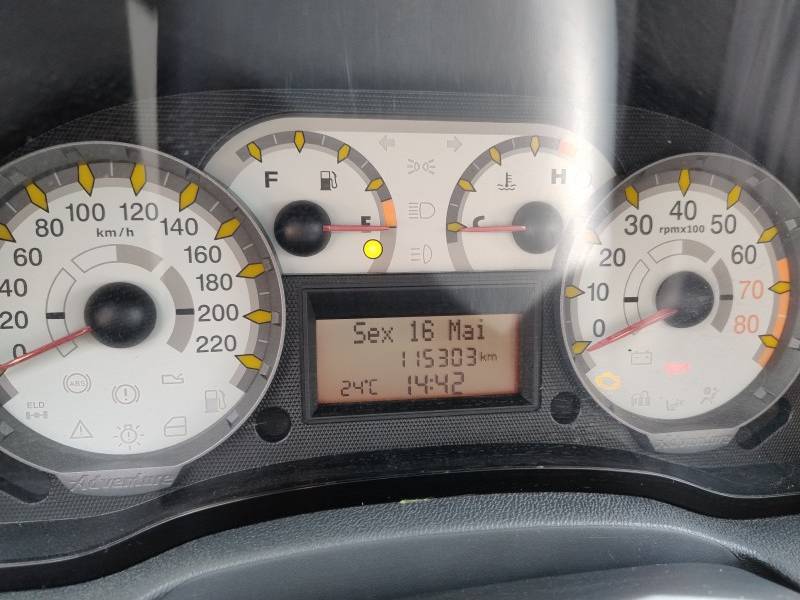 FIAT - PALIO - 2009/2009 - Prata - R$ 38.900,00