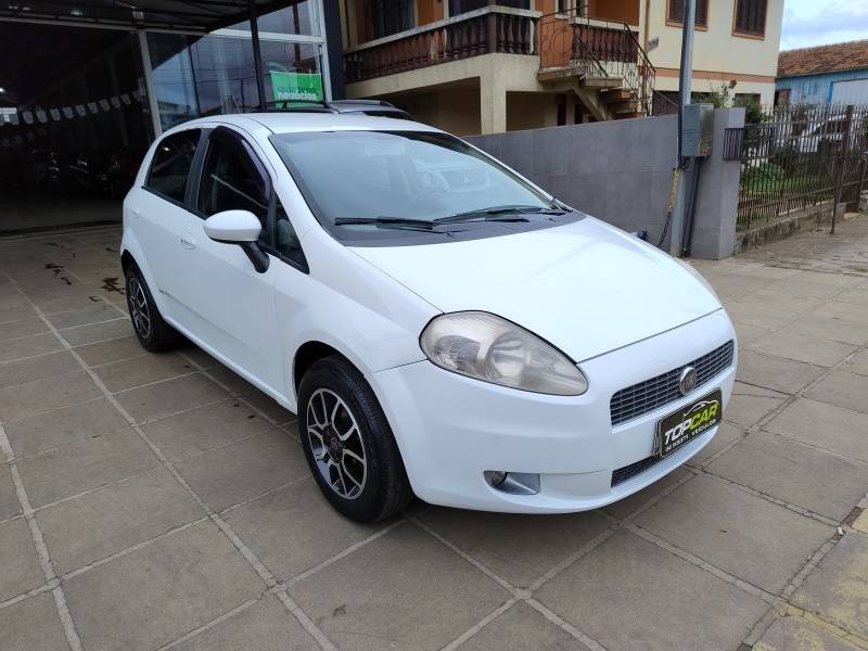 FIAT - PUNTO - 2009/2010 - Branca - R$ 33.900,00