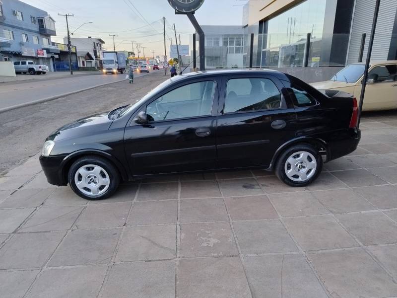 CHEVROLET - CORSA - 2004/2004 - Preta - R$ 19.990,00