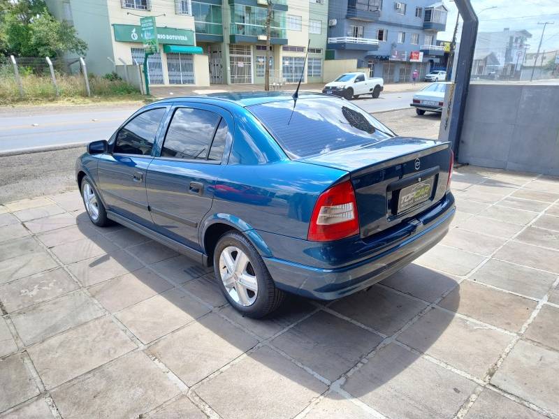 CHEVROLET - ASTRA - 1998/1999 - Azul - R$ 19.900,00