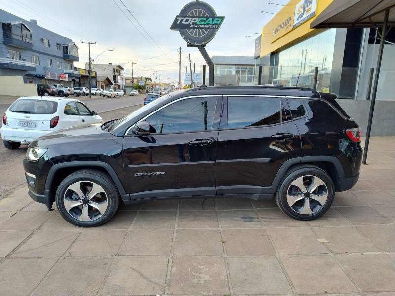 JEEP - COMPASS - 2017/2018 - Preta - R$ 95.900,00