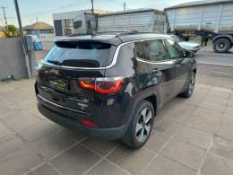 JEEP - COMPASS - 2017/2018 - Preta - R$ 95.900,00
