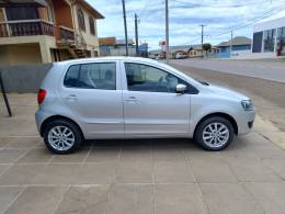 VOLKSWAGEN - FOX - 2010/2011 - Prata - R$ 35.900,00